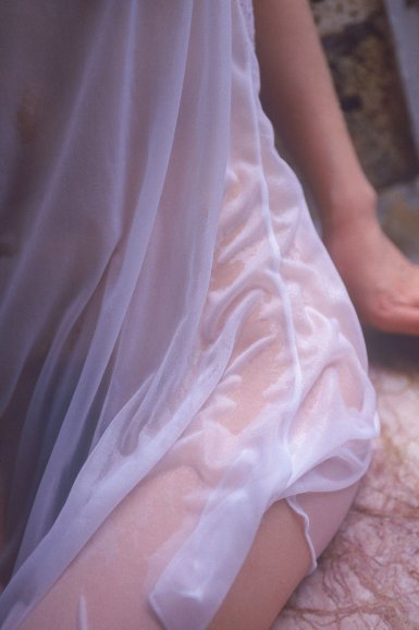 黑哨从不缺席!曾没收苏神好球,如今把皮克气炸【篮球直播】(图2) 足球赛事